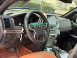 Toyota Land Cruiser VX-R 2010 V8